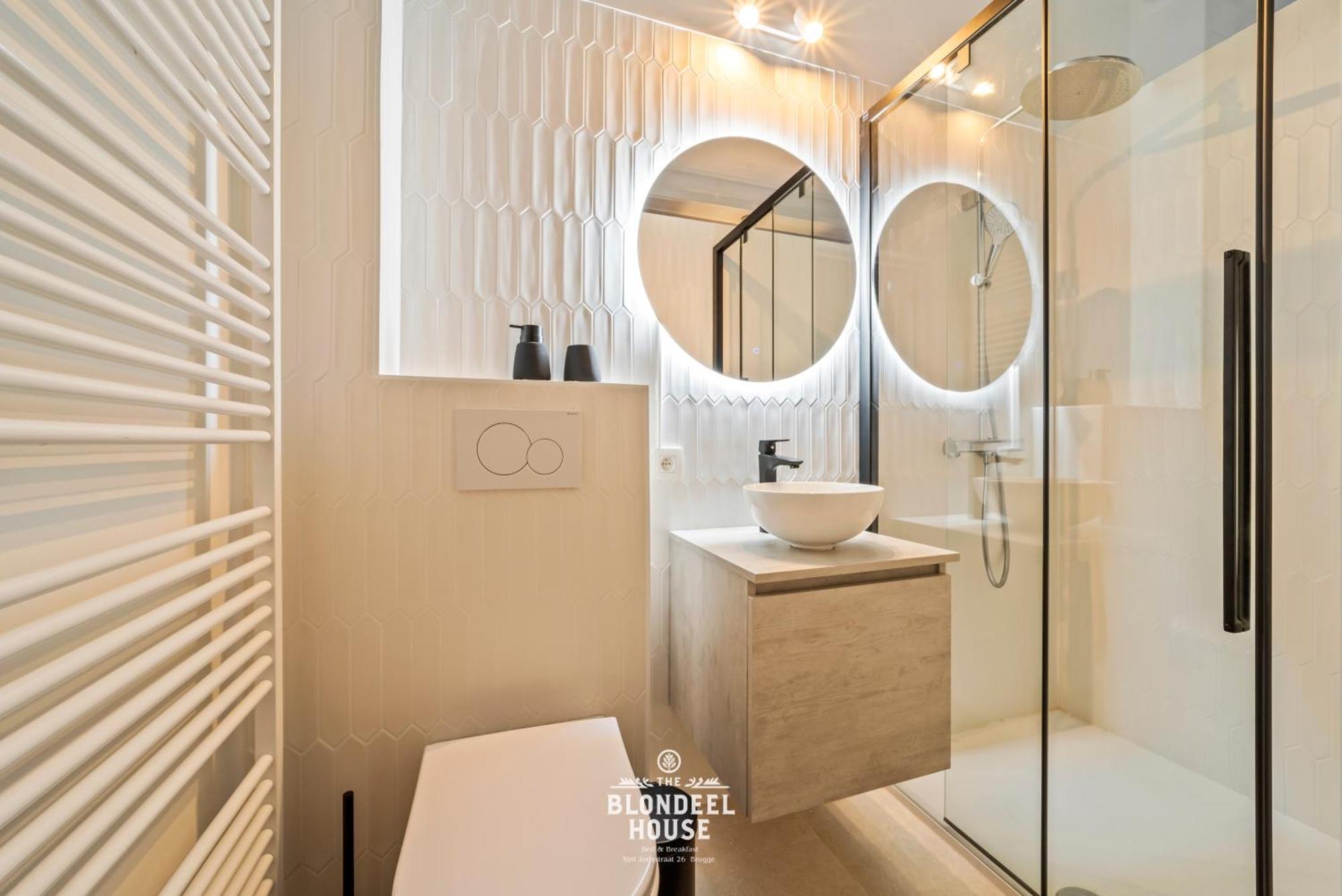 Bed & Breakfast The Blondeel House Brugge Center Екстер'єр фото